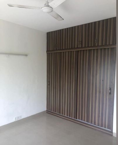 Residential Floor Sale Lajpat Nagar 3 Delhi