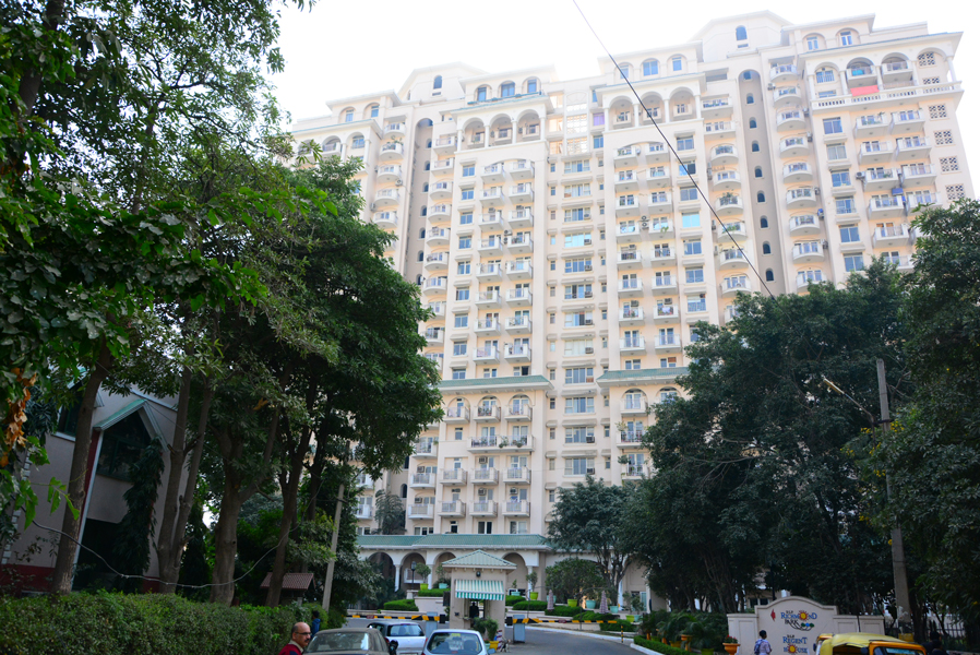 Apartment Rent DLF Richmond Park DLF Phase 4 Gurgaon
