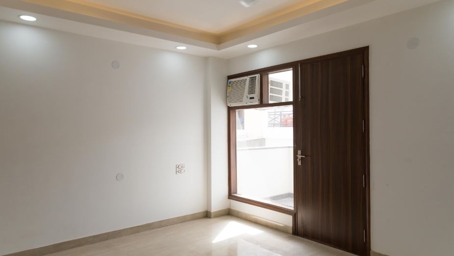 Residential Floor Sale Tilak Nagar Delhi 