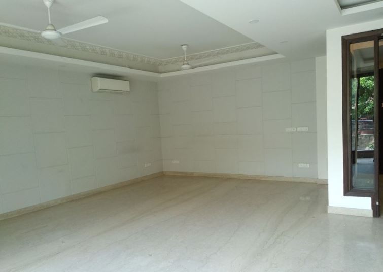 4 BHK Floor Sale DLF Phase 1 Gurgaon