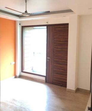 Residential Floor Sale Janakpuri Delhi