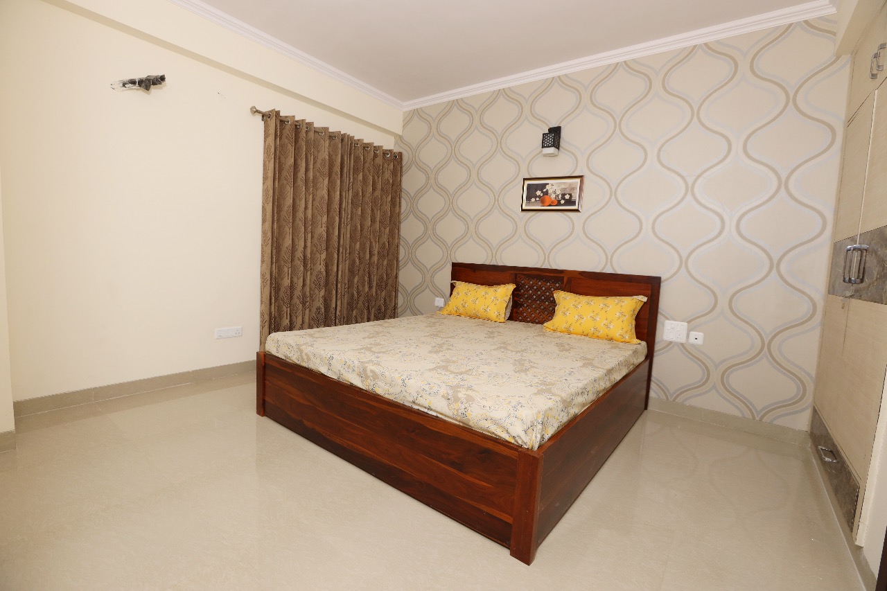 Second Floor 2 Bhk Rent DLF Phase 4 Gurgaon