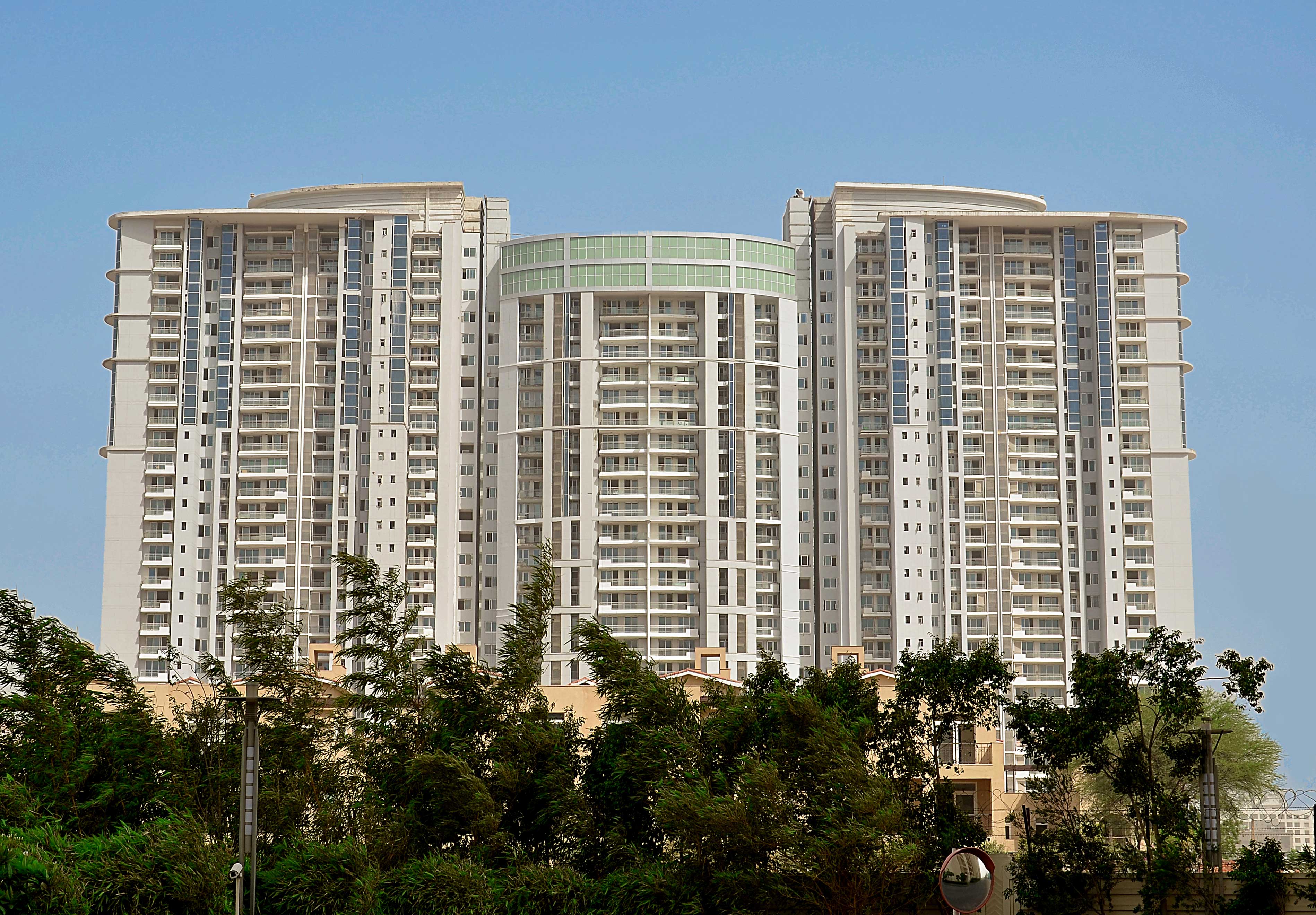 Fully Furnished 4 Bhk The Belaire Apartment Rent Gurgaon